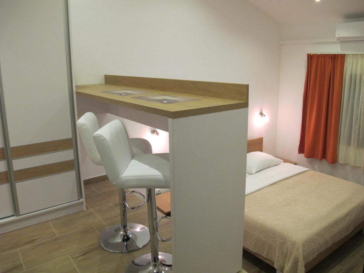 Antonia Apartma